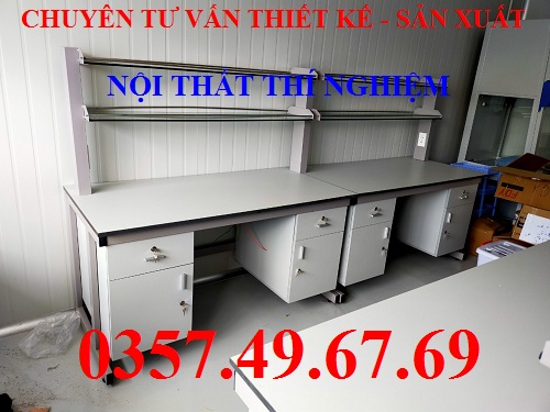Bàn Thí Nghiệm Áp Tường Có Giá Treo 1m5 BAT-G02