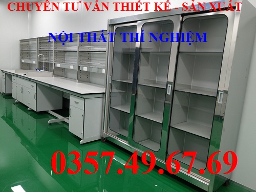 Bàn Thí Nghiệm Áp Tường Có Giá Treo 1m2 BAT-G01